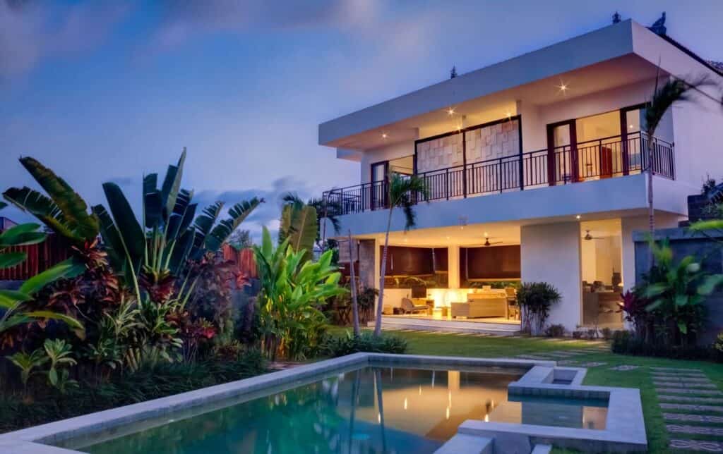 Will Home Prices Go Down in 2025? Here’s What Experts Predict